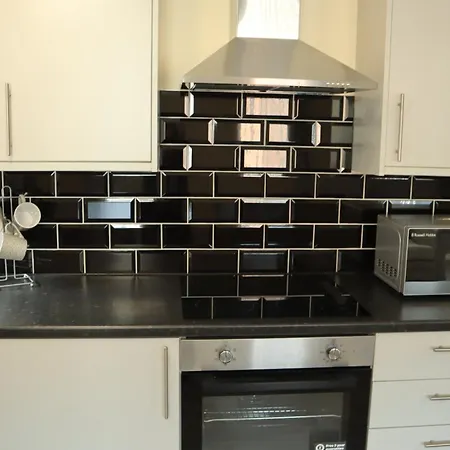 Brand New Luxury 1 & 2 Bed Apartments With Open Plan Kitchens & Diner , Free Wifi & Netflix Included Burton-upon-Trent Extérieur photo