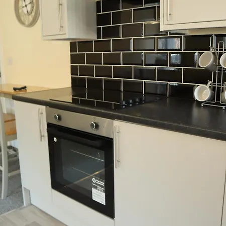 Brand New Luxury 1 & 2 Bed Apartments With Open Plan Kitchens & Diner , Free Wifi & Netflix Included Burton-upon-Trent Extérieur photo