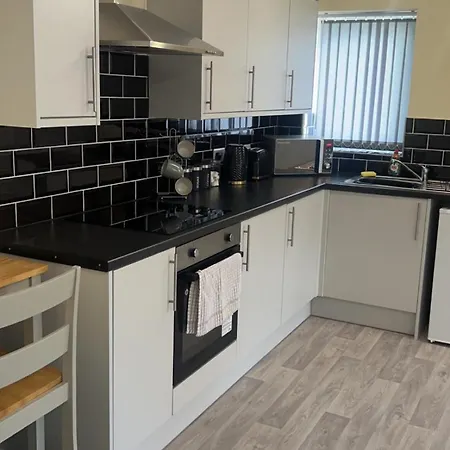 Brand New Luxury 1 & 2 Bed Apartments With Open Plan Kitchens & Diner , Free Wifi & Netflix Included Burton-upon-Trent Extérieur photo